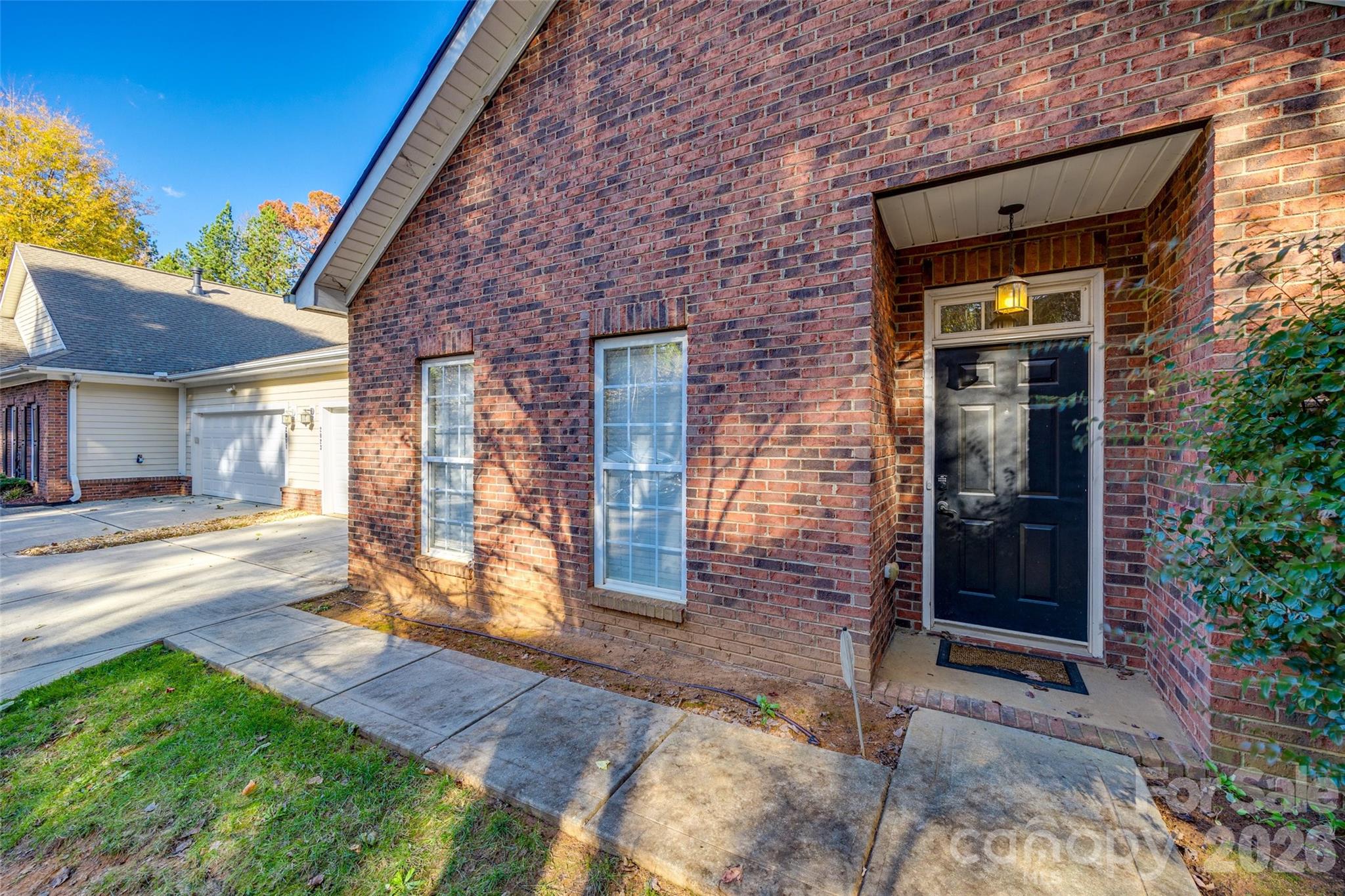 2023 Aragon Lane