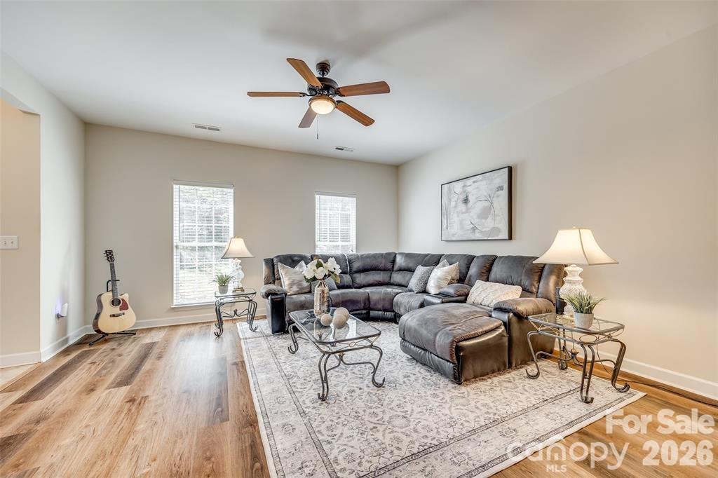 2023 Aragon Lane