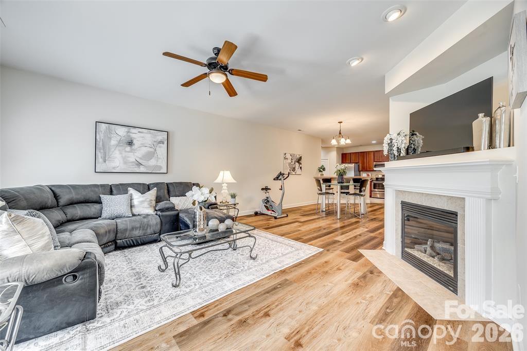2023 Aragon Lane