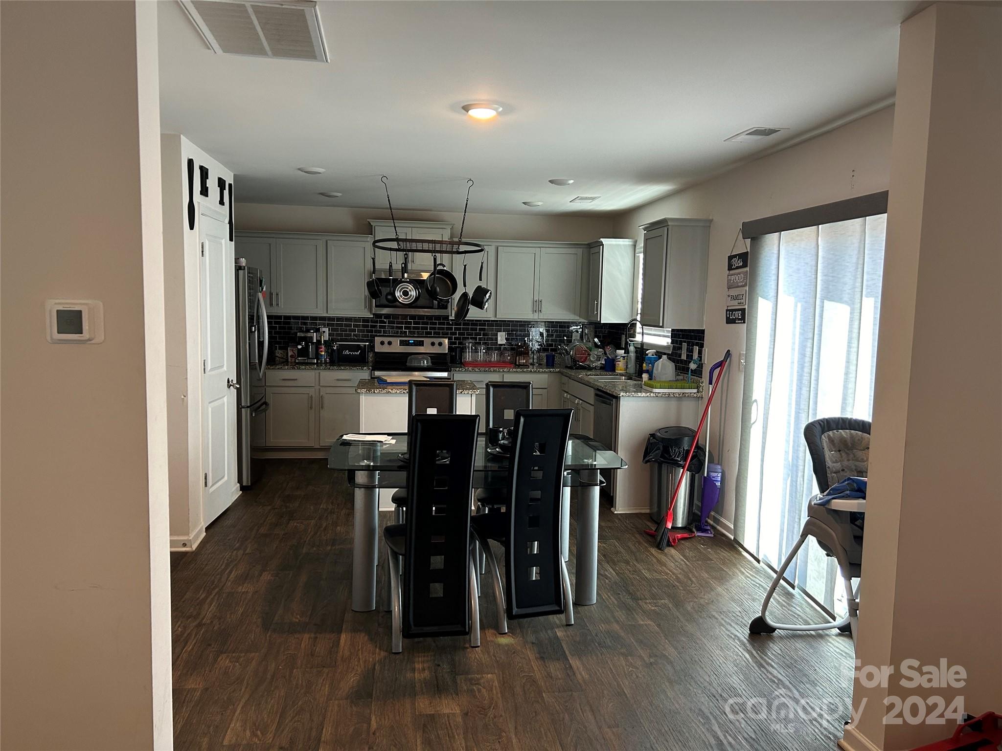 Apple Creek - Residential
