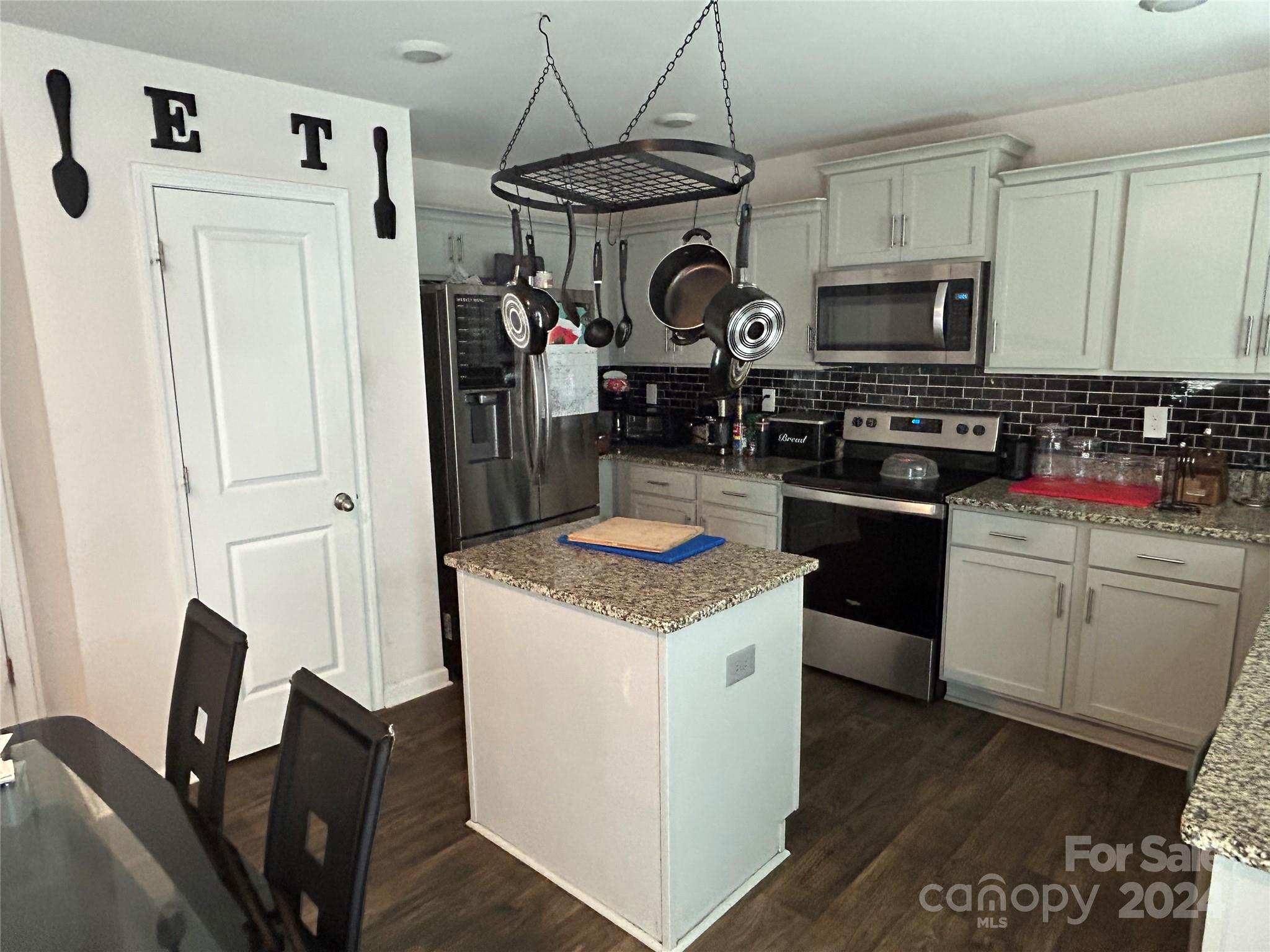 Apple Creek - Residential