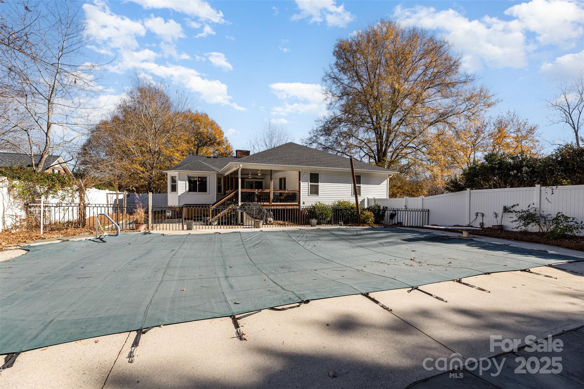 Sherwood Forest - Residential