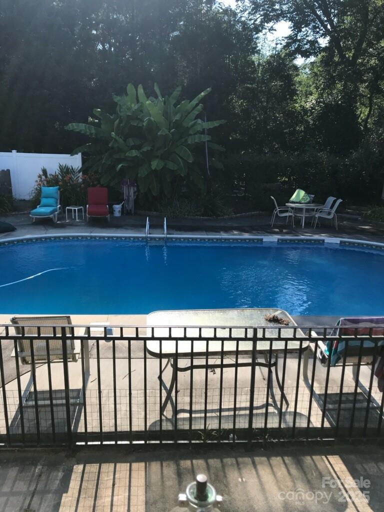 Sherwood Forest - Residential