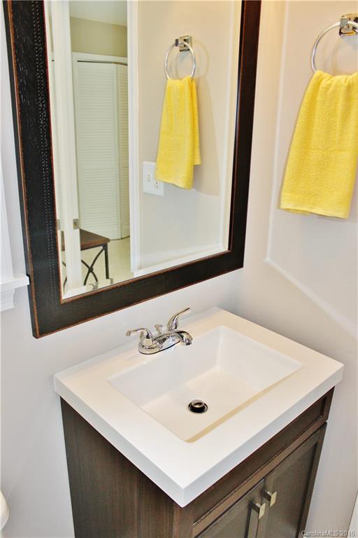 Tega Cay - Residential