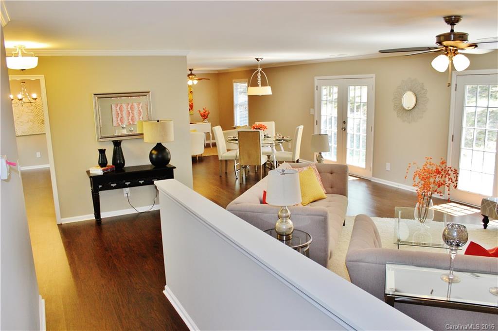 Tega Cay - Residential