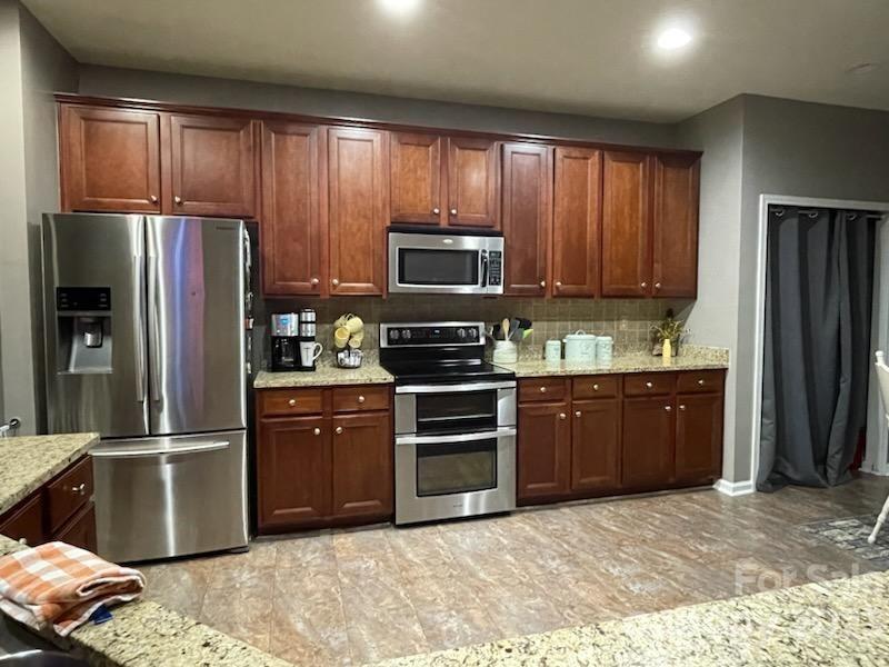 The Farm At Riverpointe - Residential