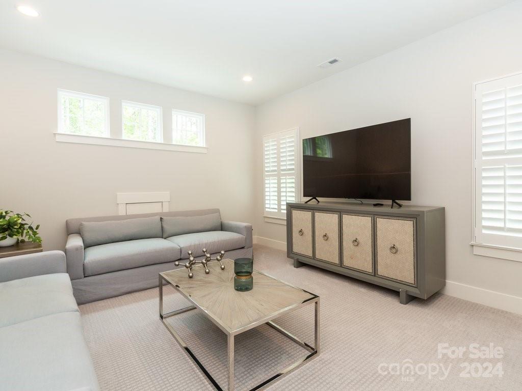 Riverchase Estates - Residential