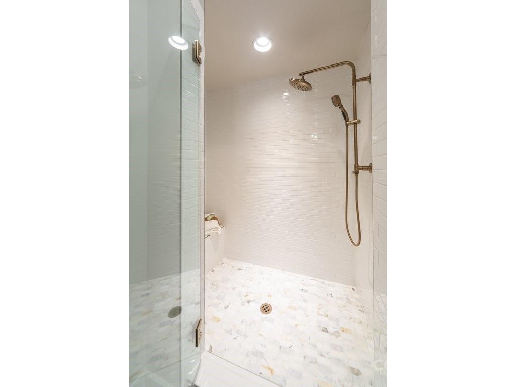 Riverchase Estates - Residential