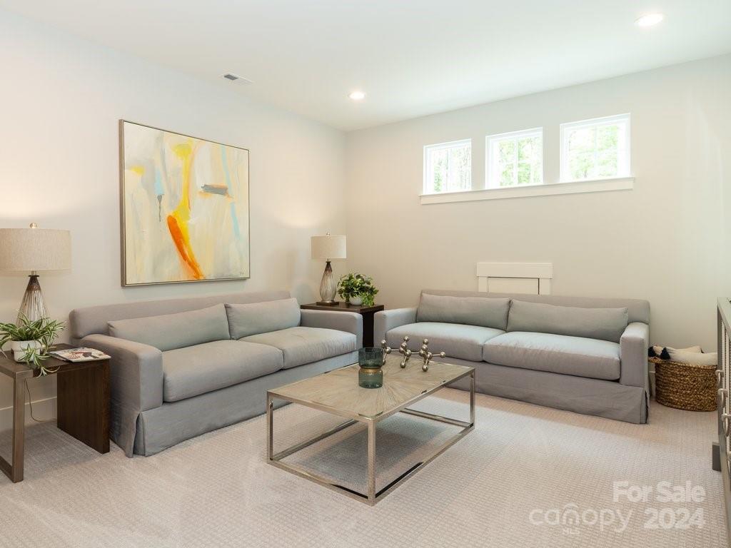 Riverchase Estates - Residential