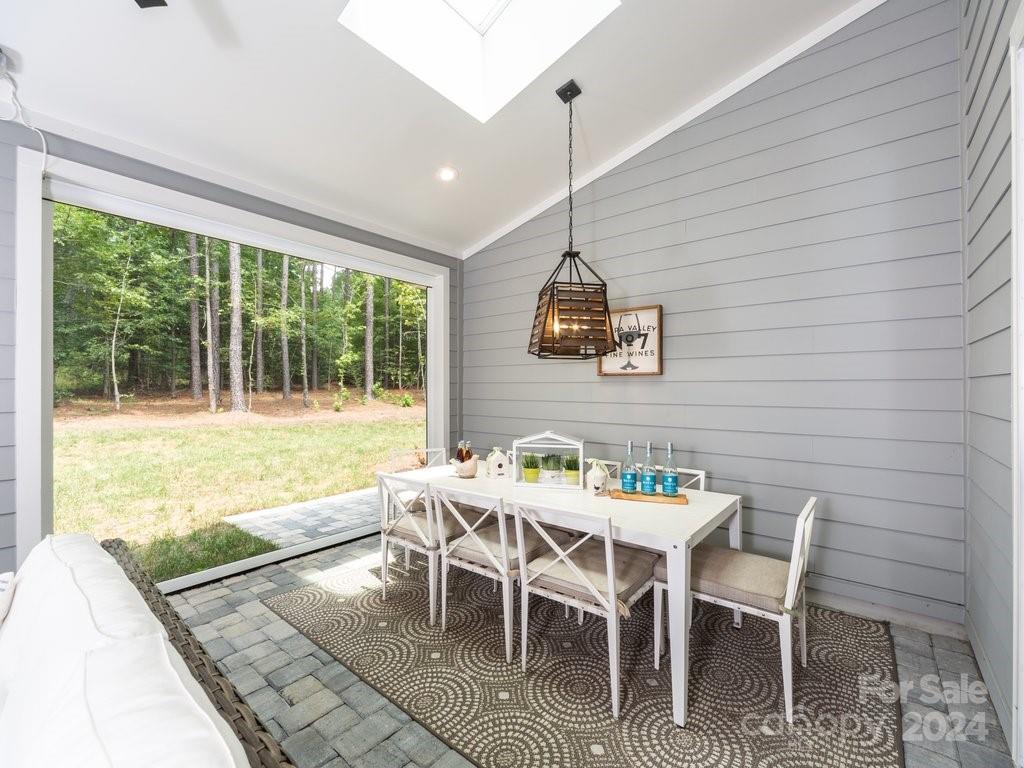 Riverchase Estates - Residential