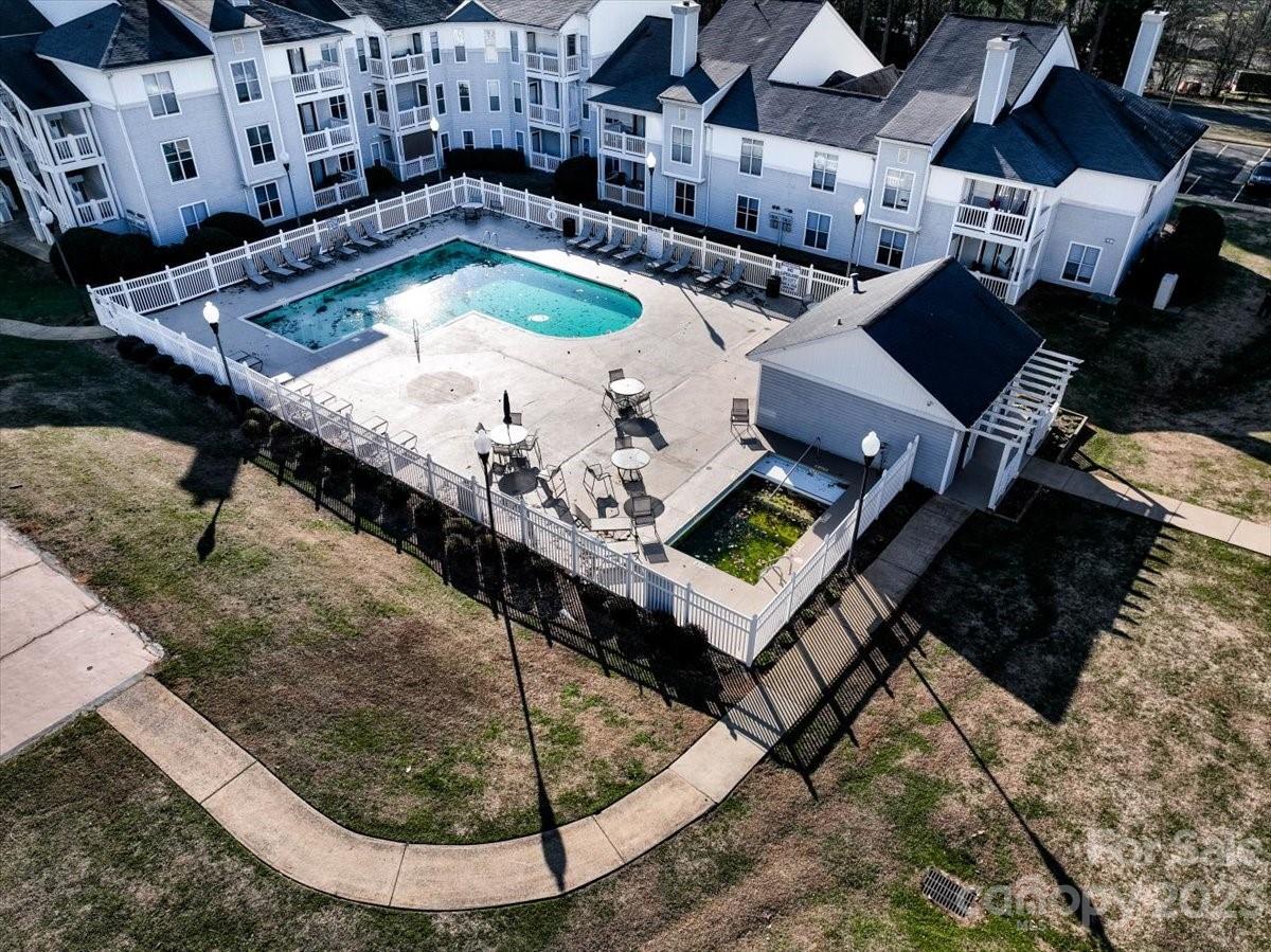 Hamiltons Bay - Residential