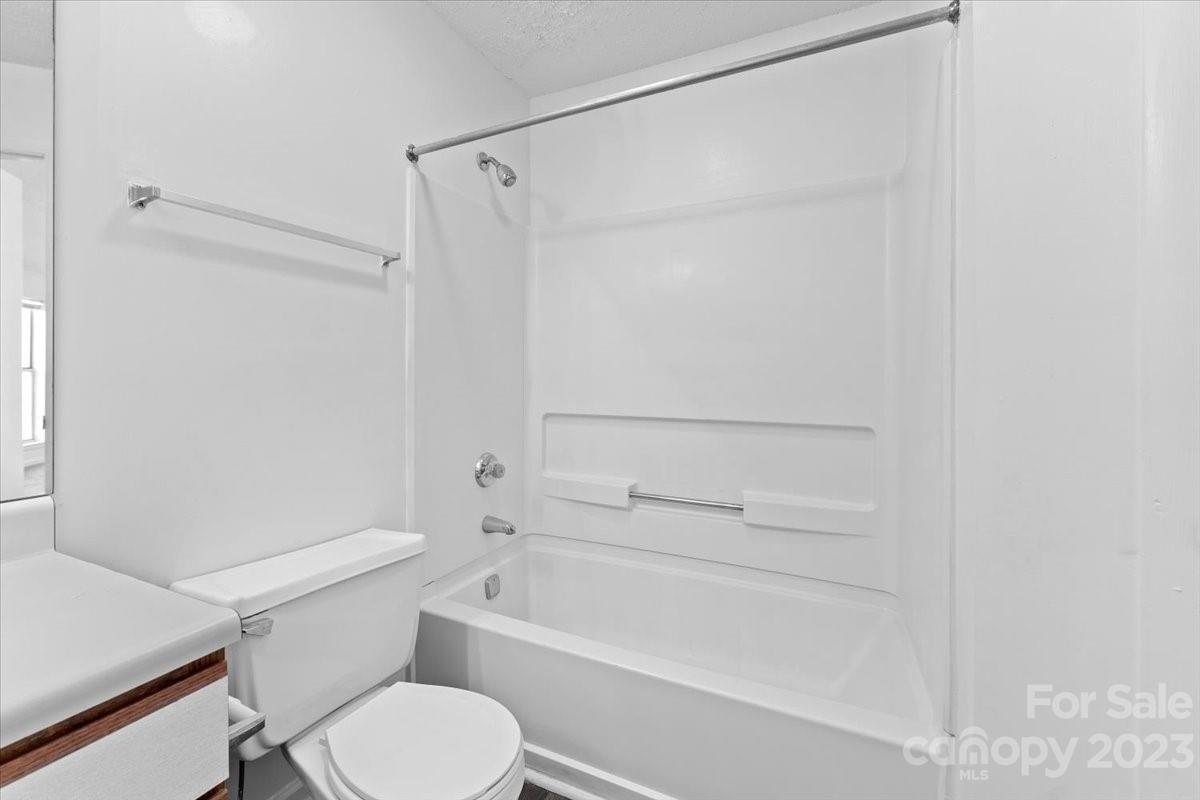 Hamiltons Bay - Residential