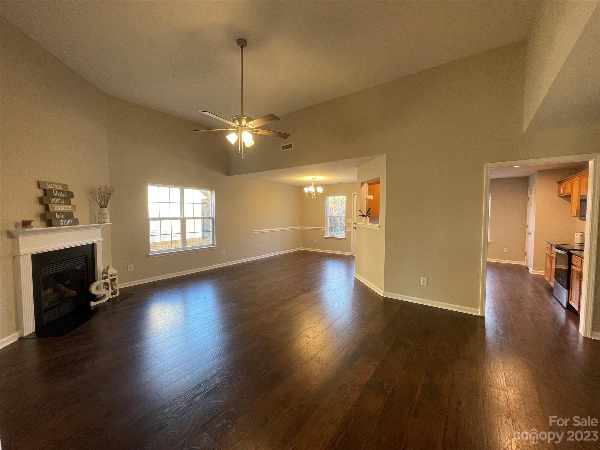 Lexington Commons - Residential