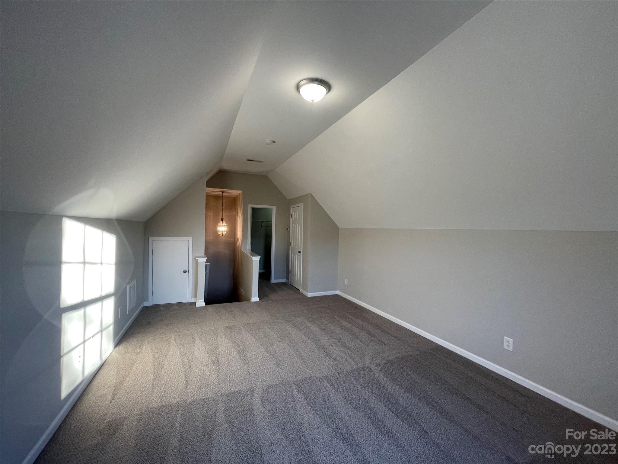 Lexington Commons - Residential