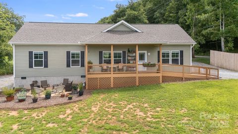 372 Garren Creek Road Fairview NC 28730