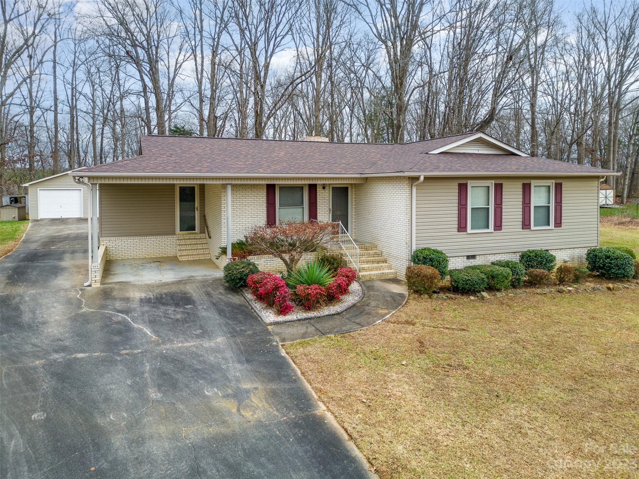 Walnut Hills - Residential