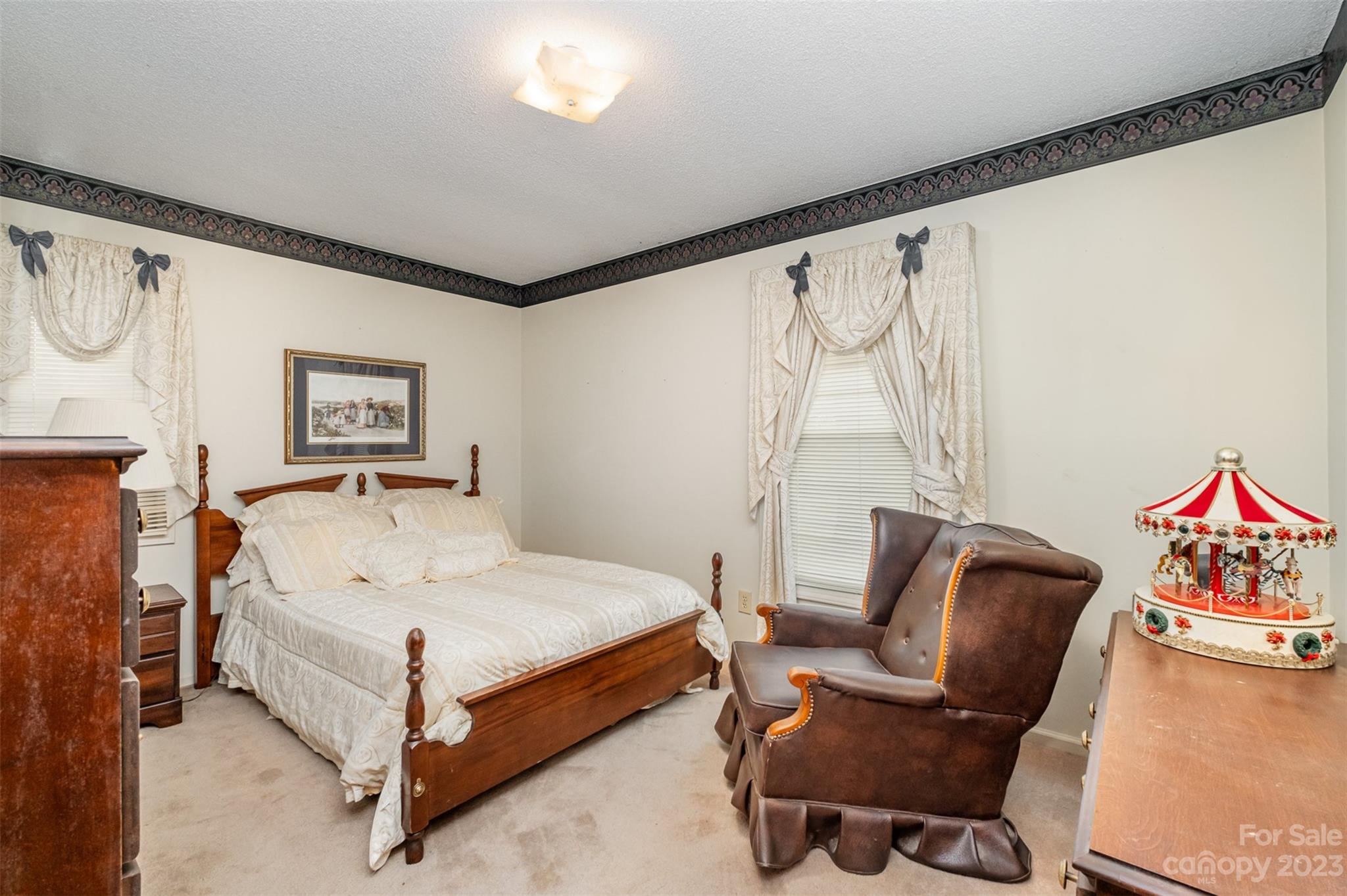 Walnut Hills - Residential