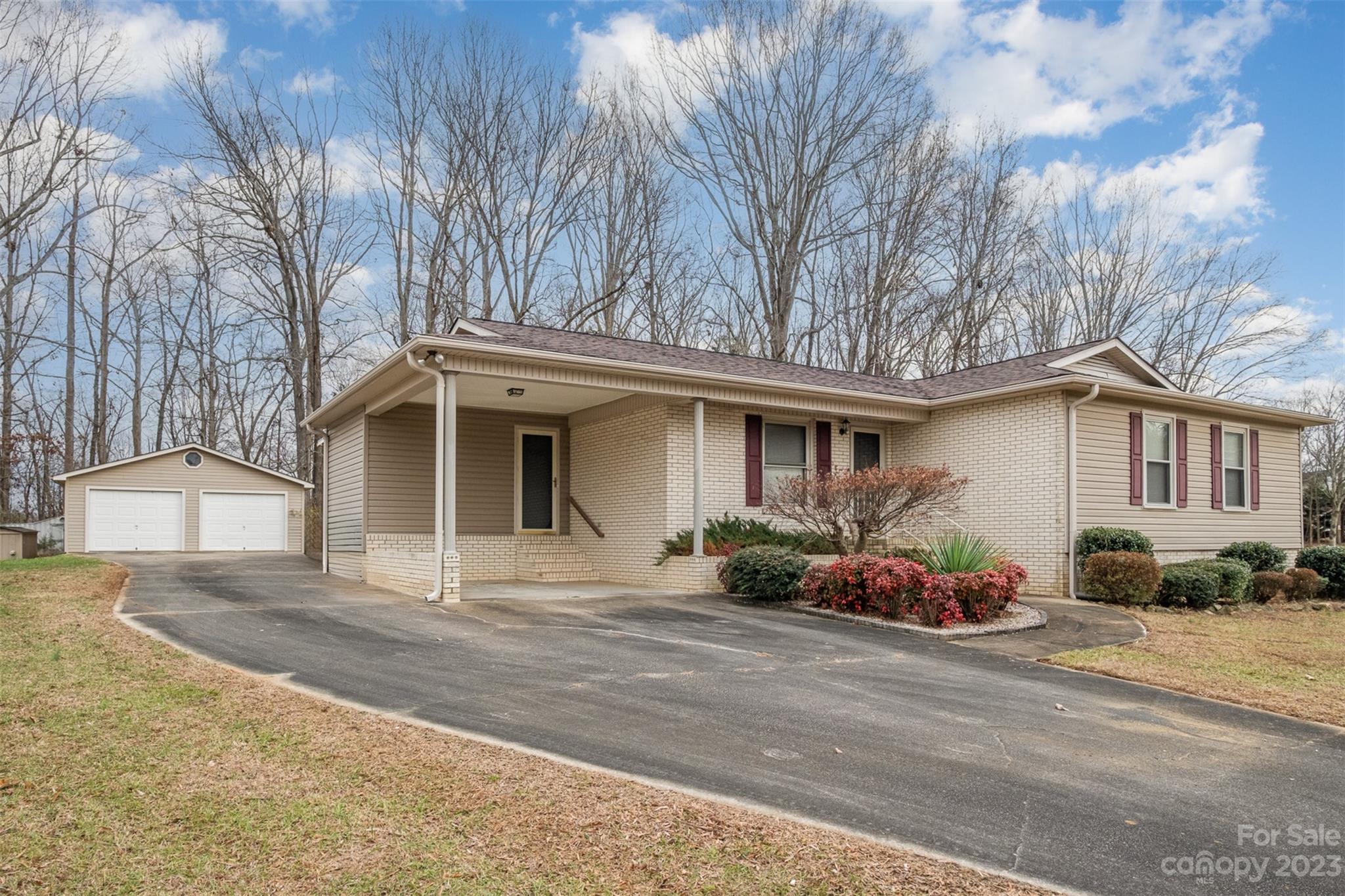 Walnut Hills - Residential