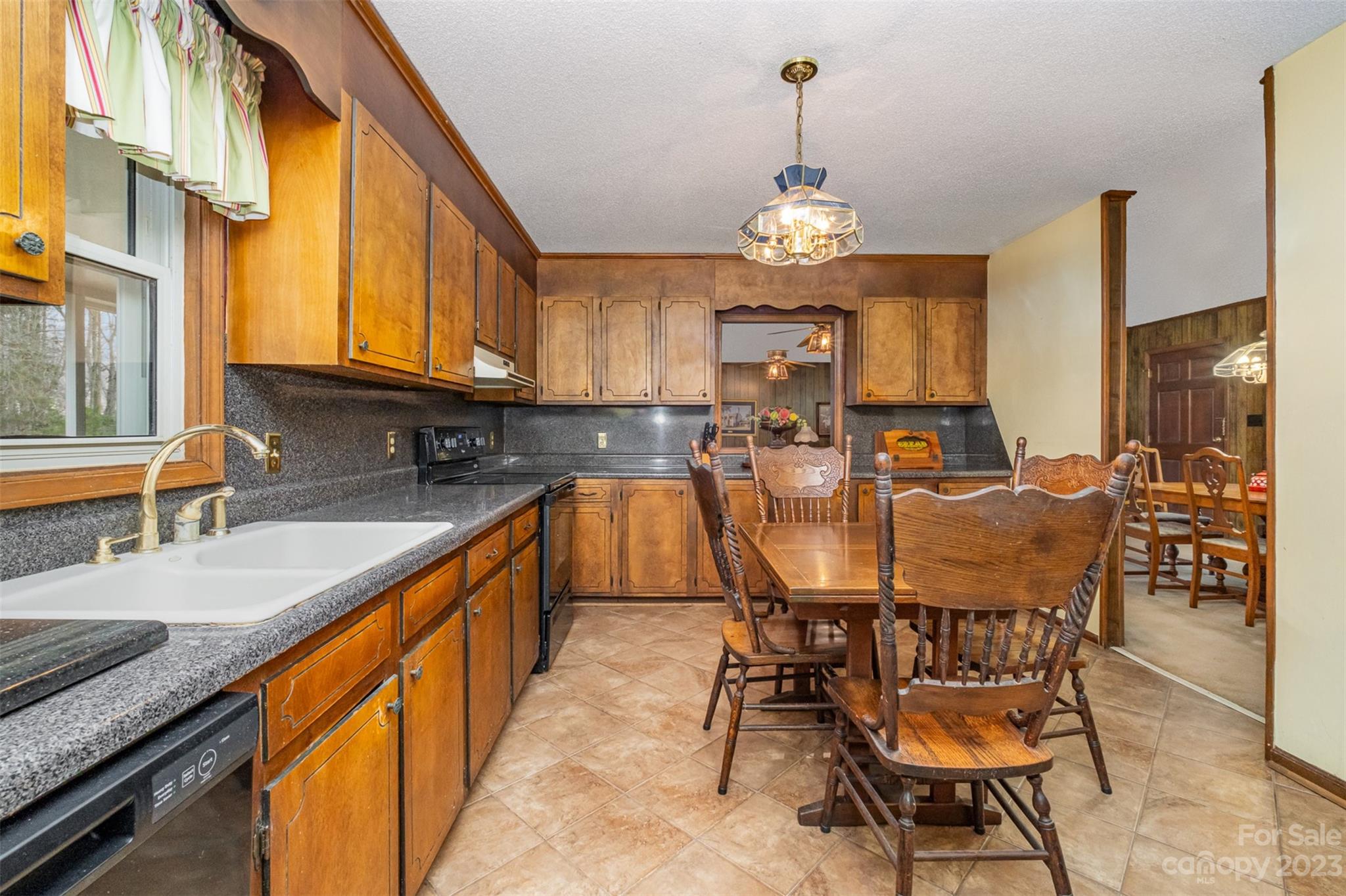 Walnut Hills - Residential