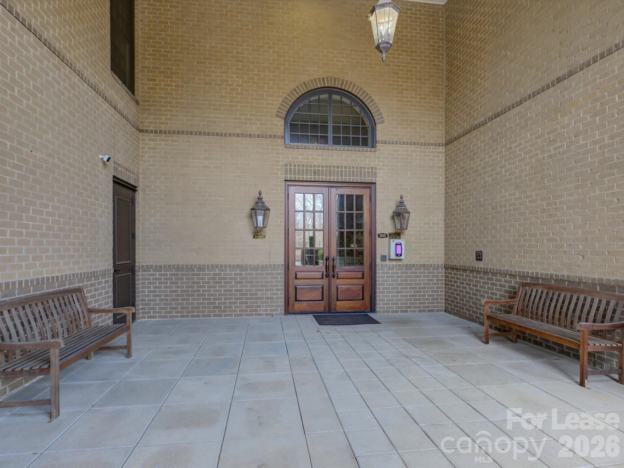 Parkwood Knoll - Residential Lease