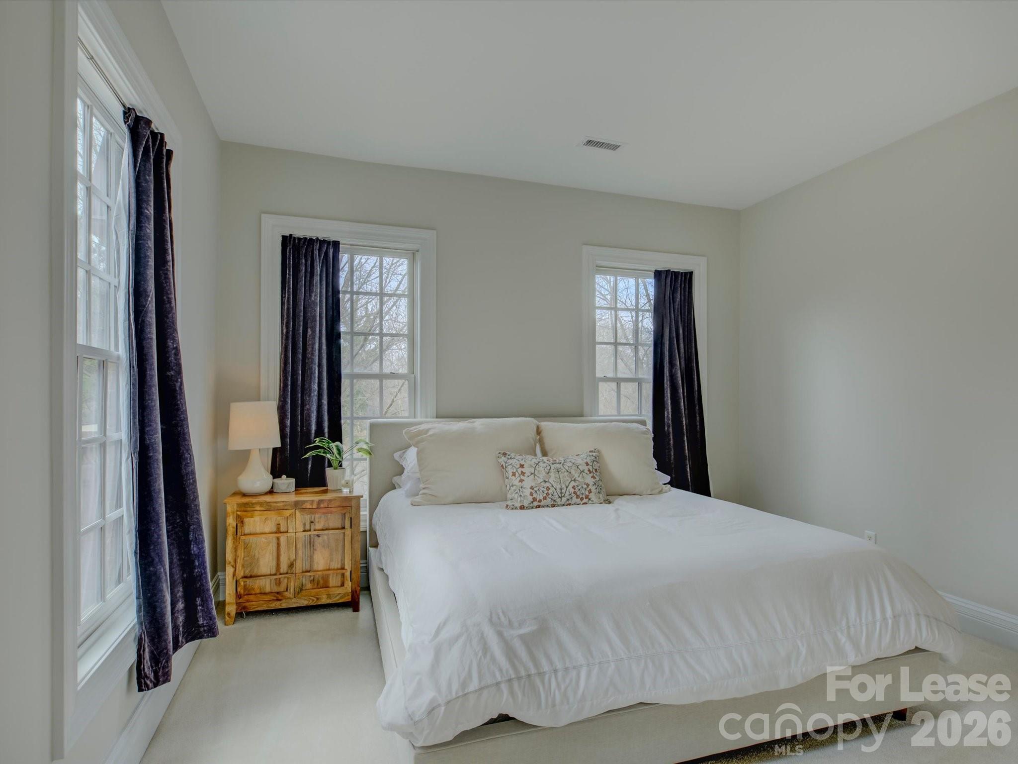 Parkwood Knoll - Residential Lease