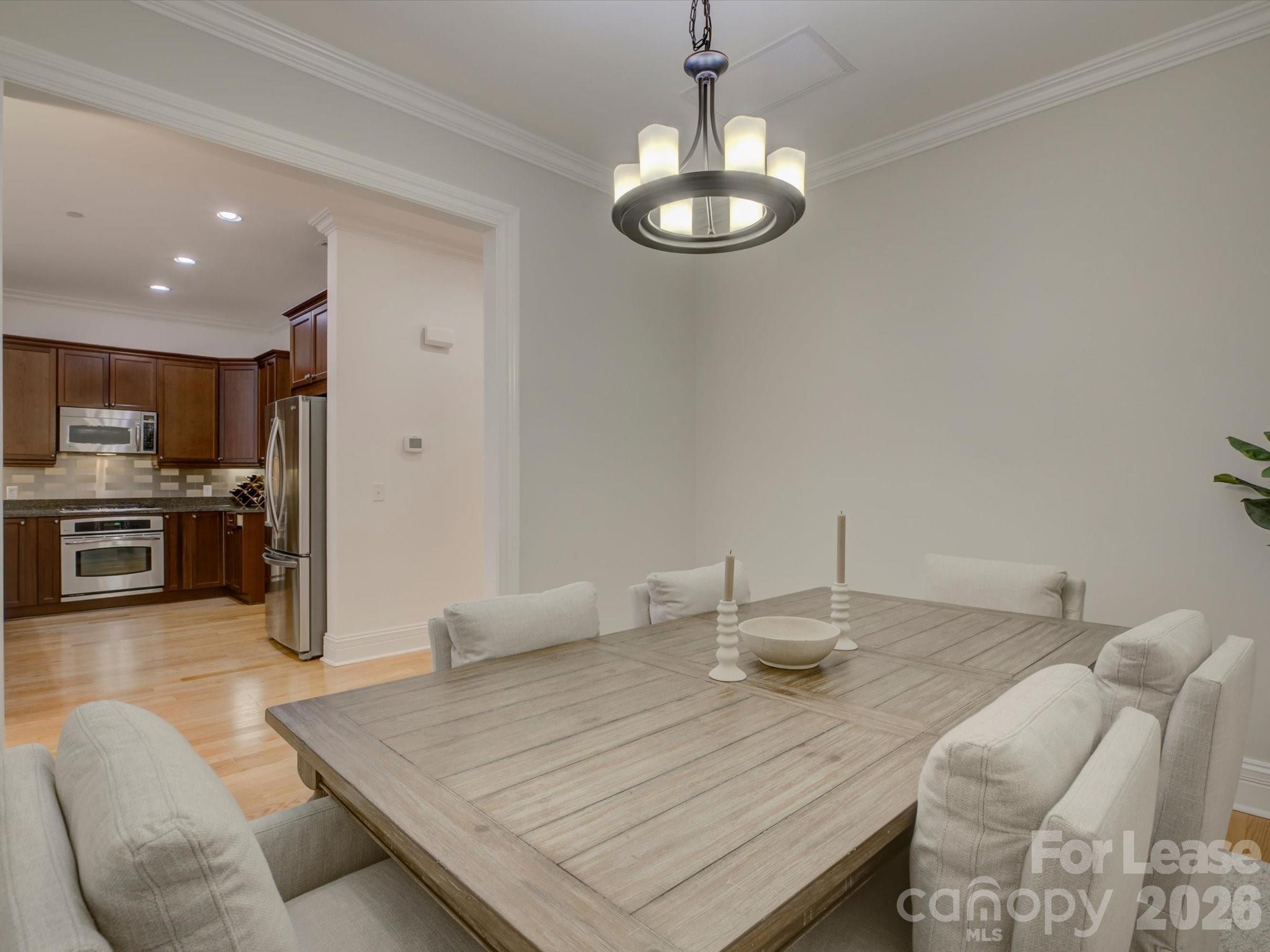 Parkwood Knoll - Residential Lease