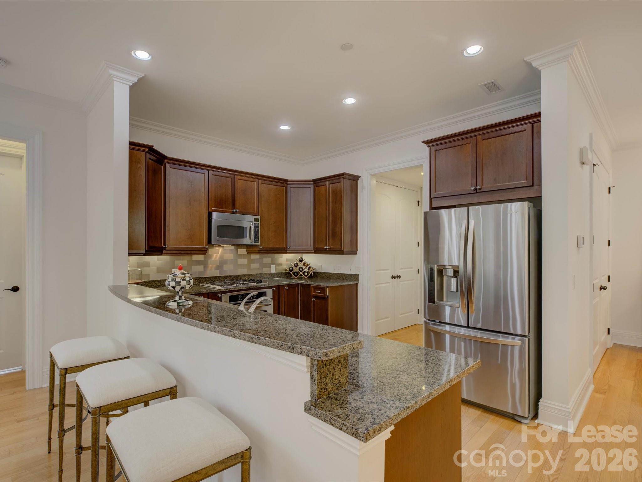 Parkwood Knoll - Residential Lease