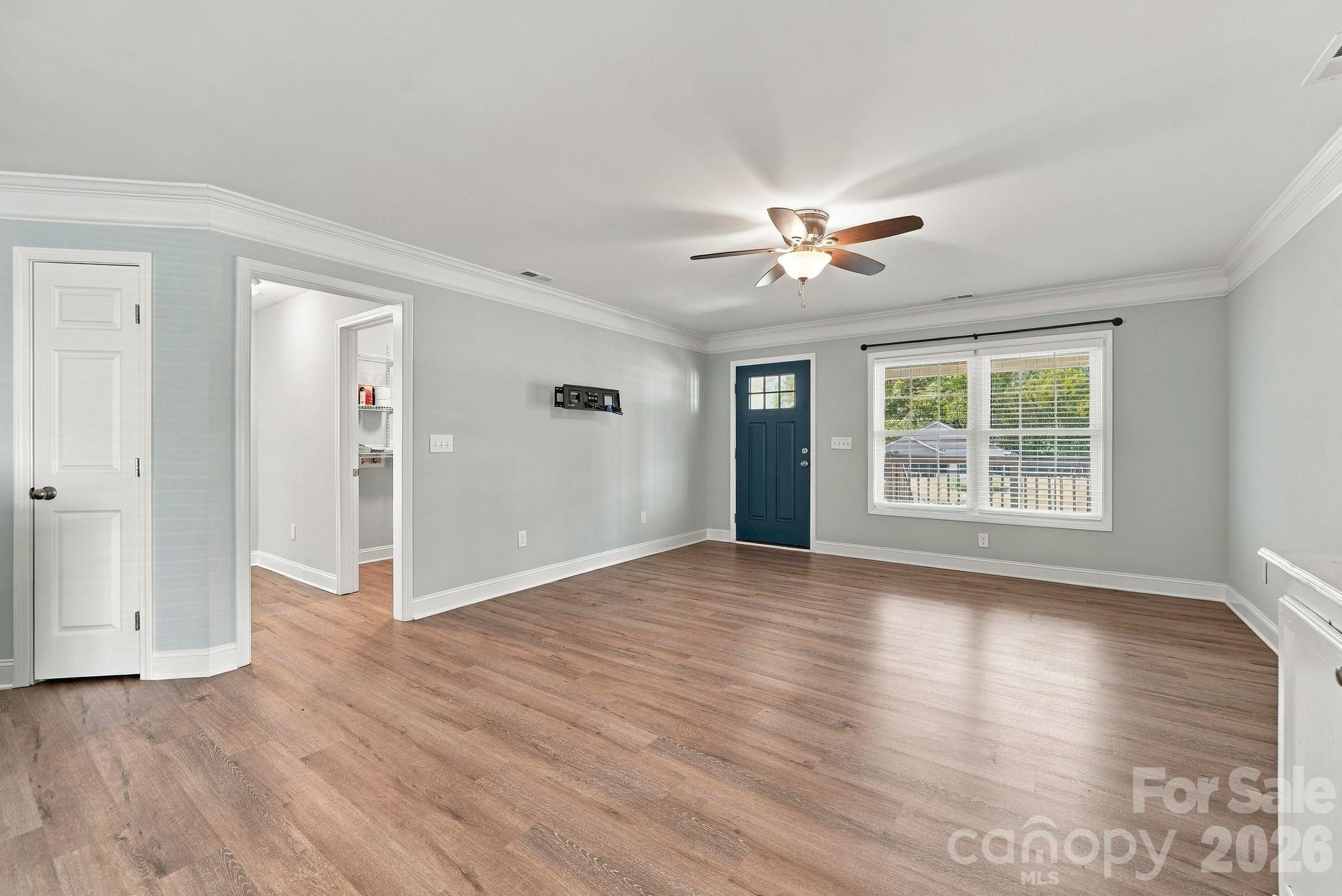 772 Log Cabin Drive