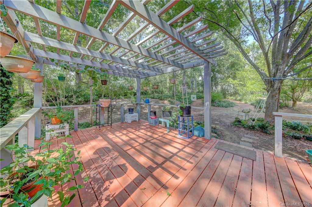 Dutchman Heights - Residential