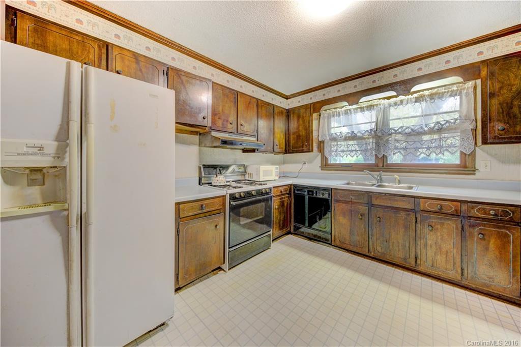 Dutchman Heights - Residential