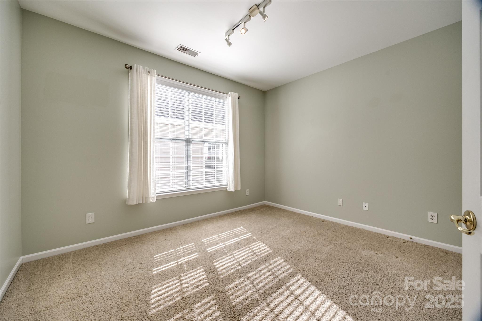 Four Seasons At Gold Hill - Residential