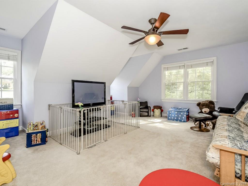 Alexander Hall - Residential