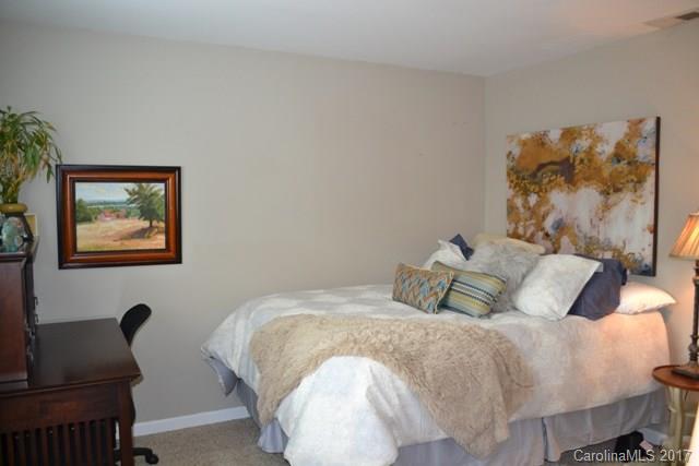 Tega Cay - Residential