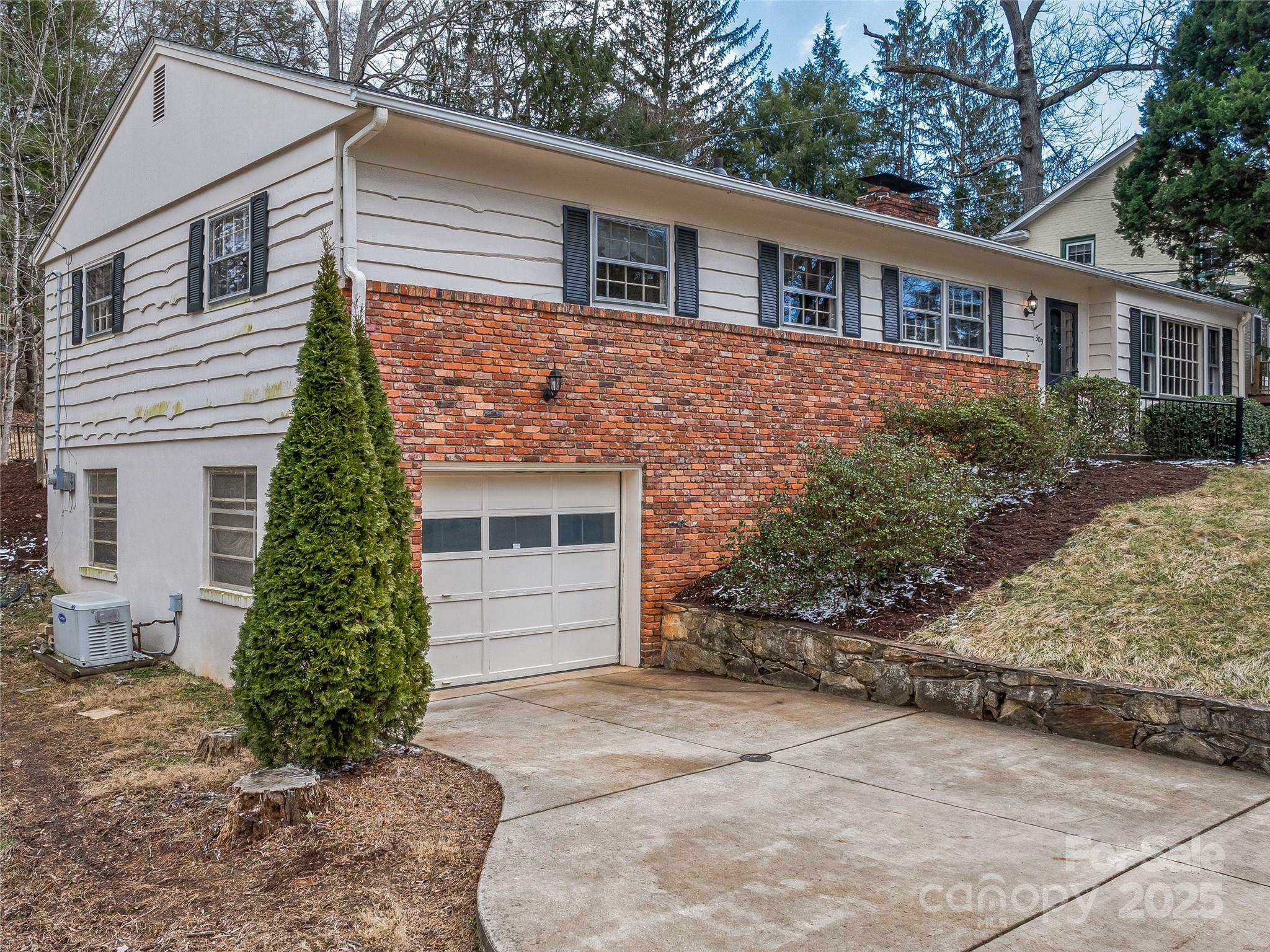 309 Country Club Road