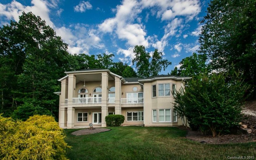 Remodeled private waterfront escape with stunning views from every room. An entertainer's dream home with butler's pantry and terrific terrace directly off the open great room. Private dock and island fireplace provide entertainment all year round. Ample unfinished space to expand, or to add extensive storage space. Truly a showplace lake retreat. Excellent location with easy access via Perth Road to shopping, restaurants and I-77.