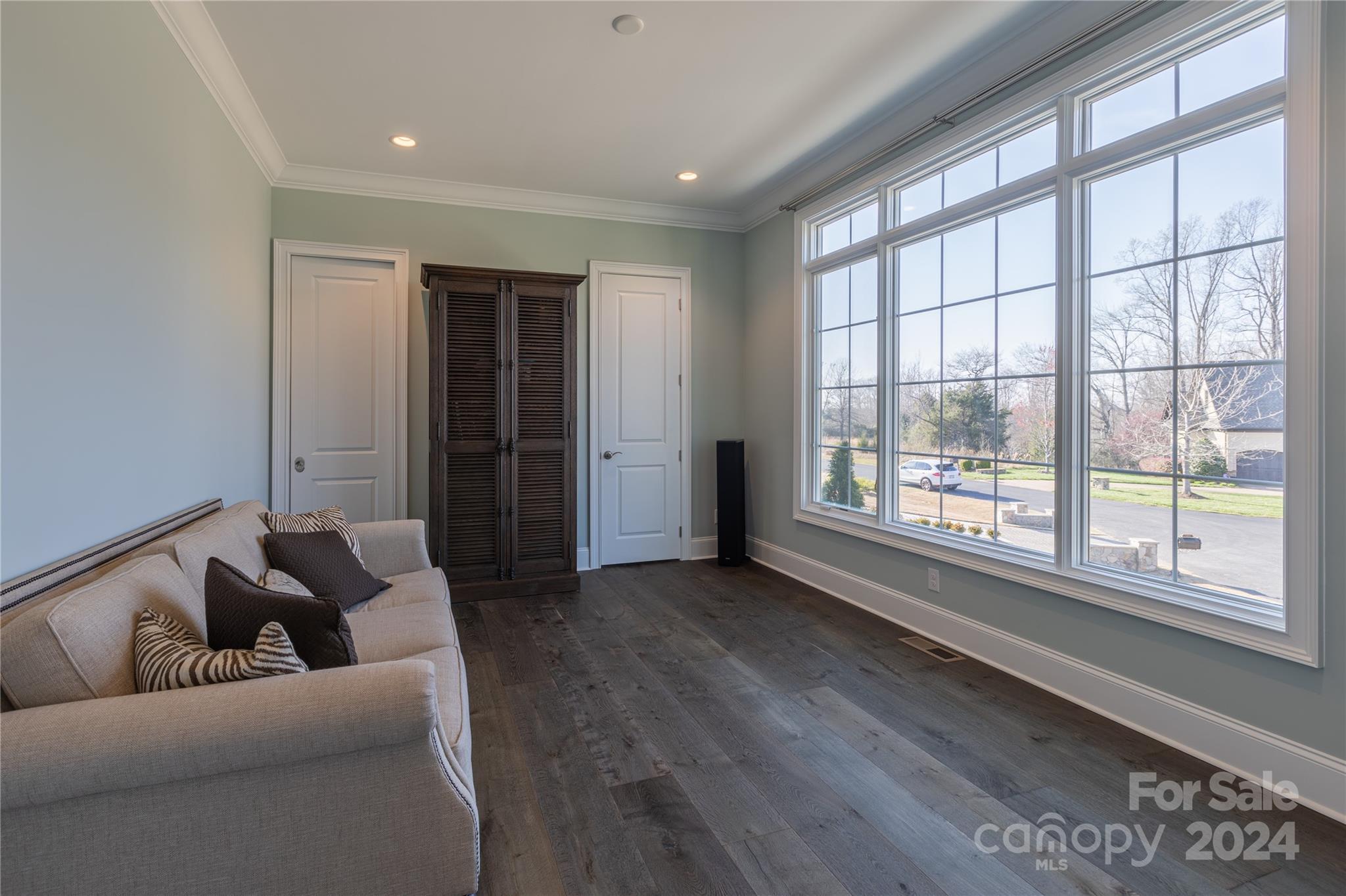 Longbrooke - Residential