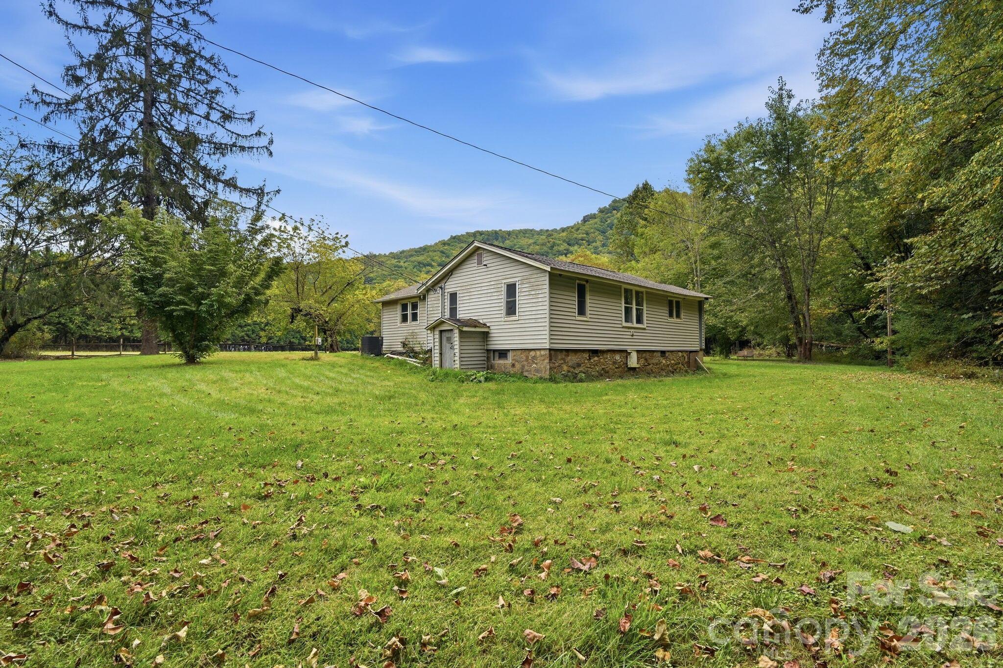 1015 Mundy Field Road
