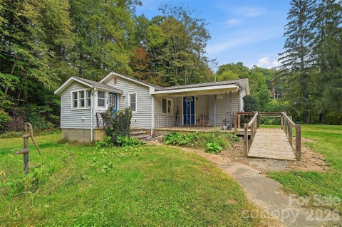 Photo of 1015 Mundy Field Road, Canton, NC 28716 (MLS # 4437612)