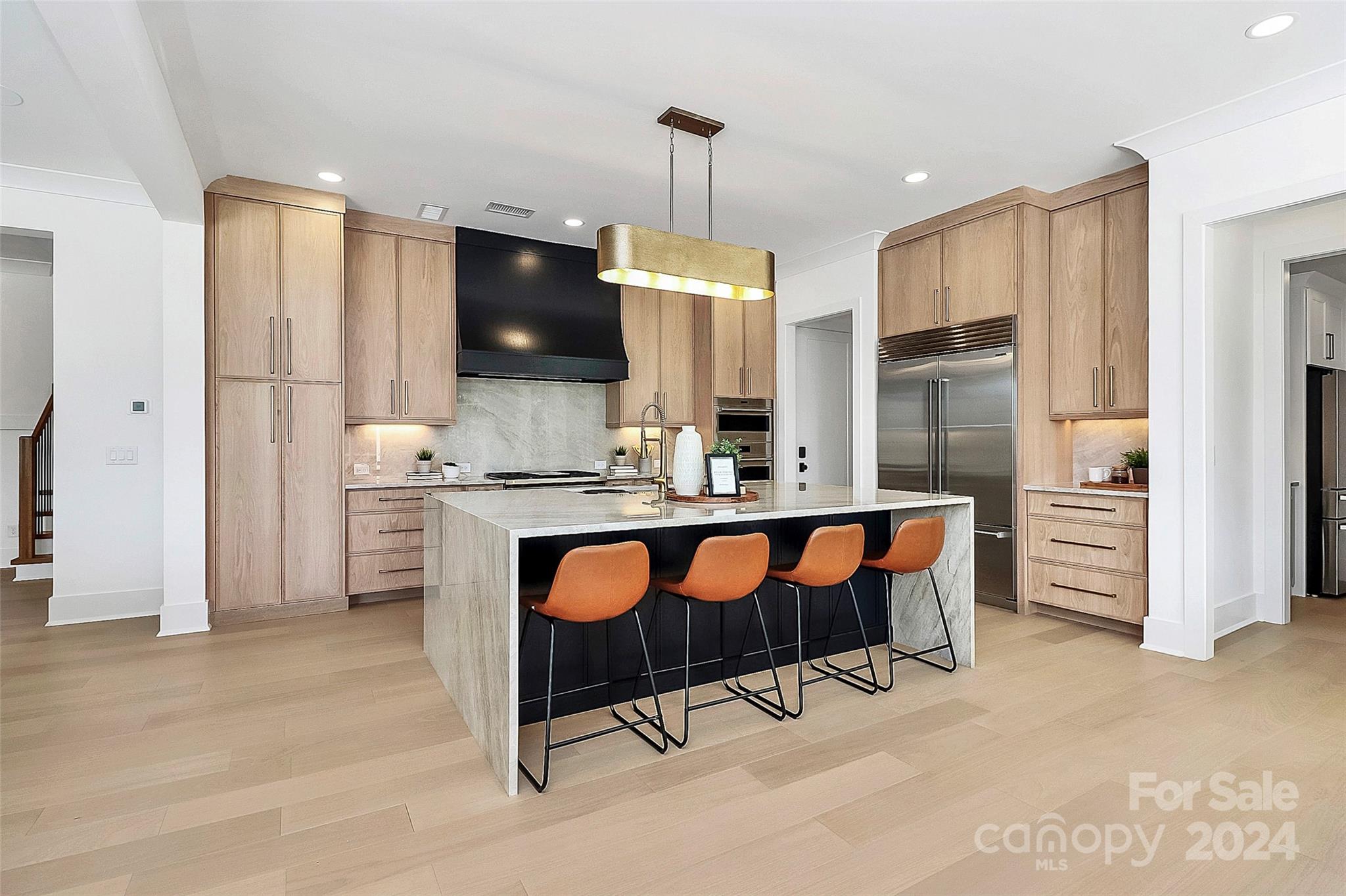 Point Largo - Residential