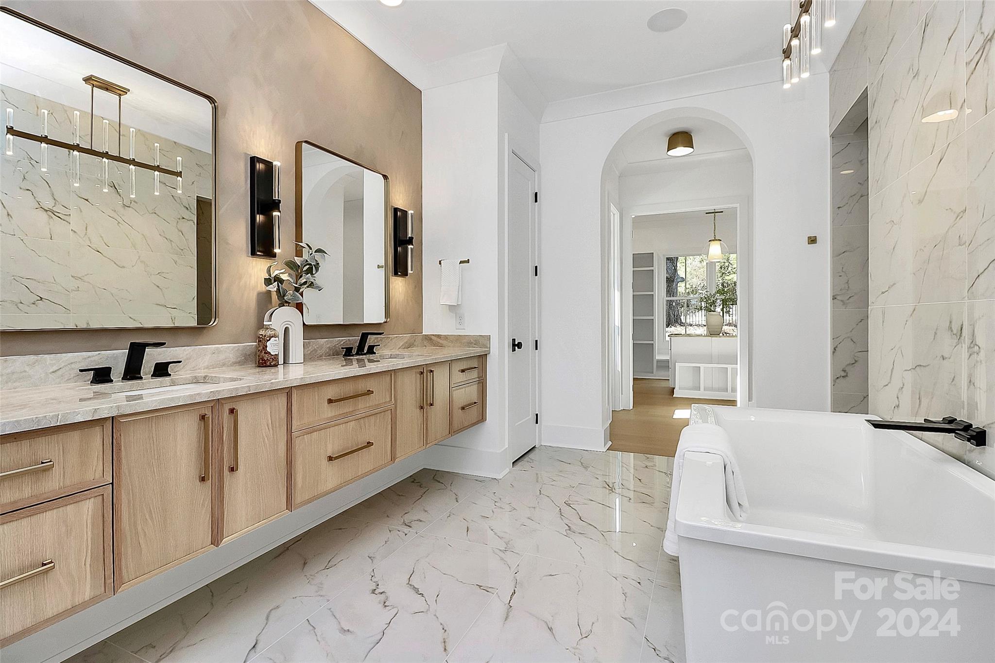 Point Largo - Residential