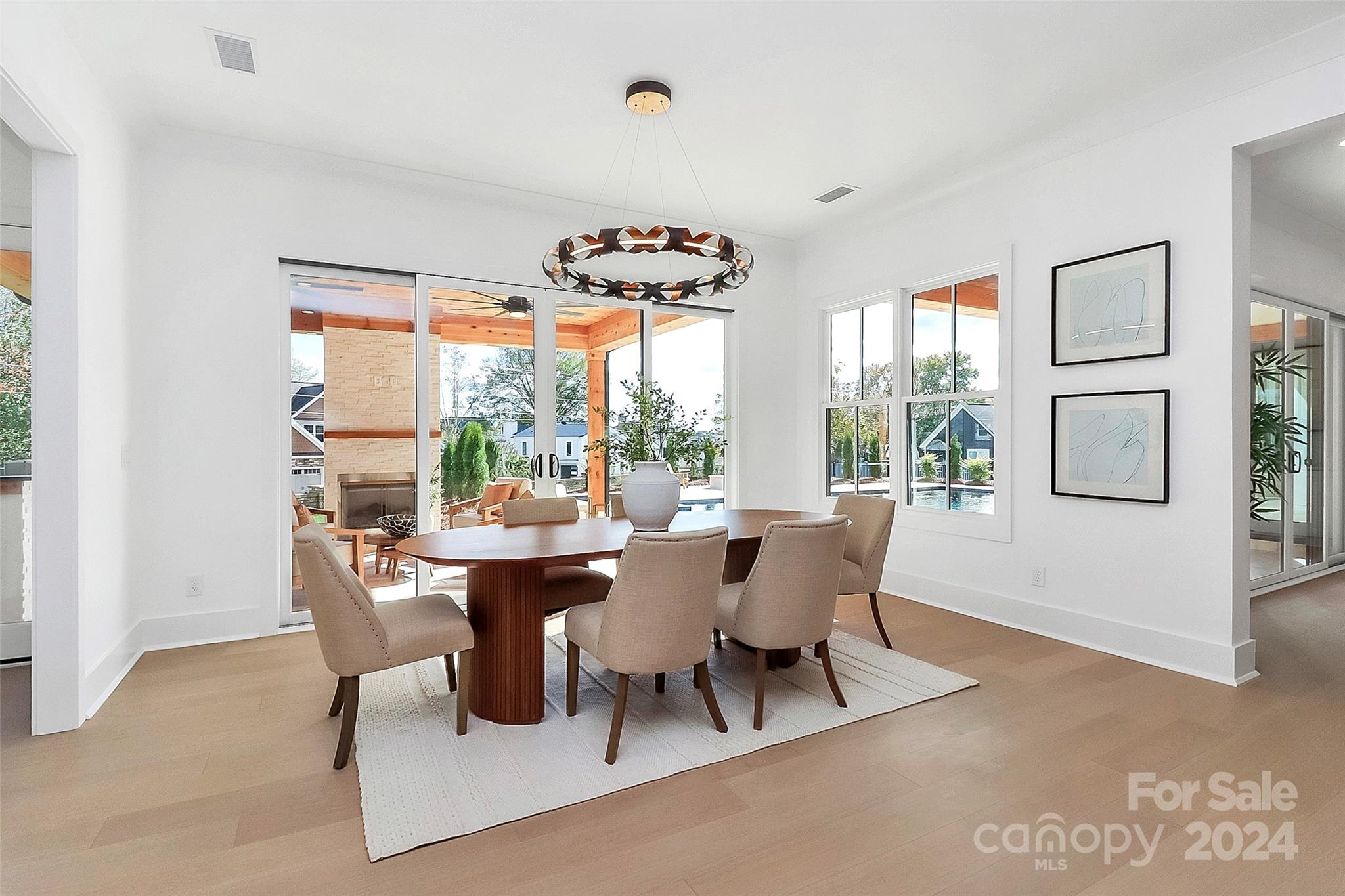 Point Largo - Residential