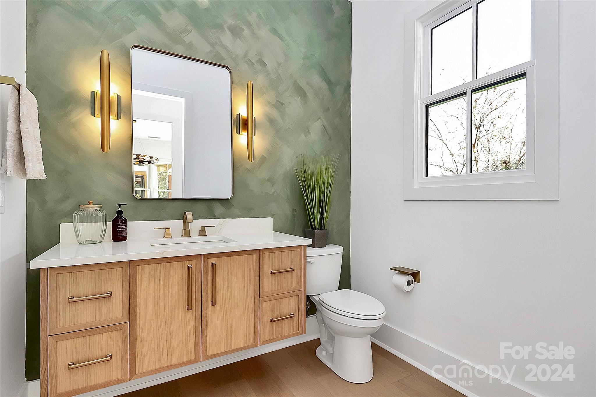 Point Largo - Residential