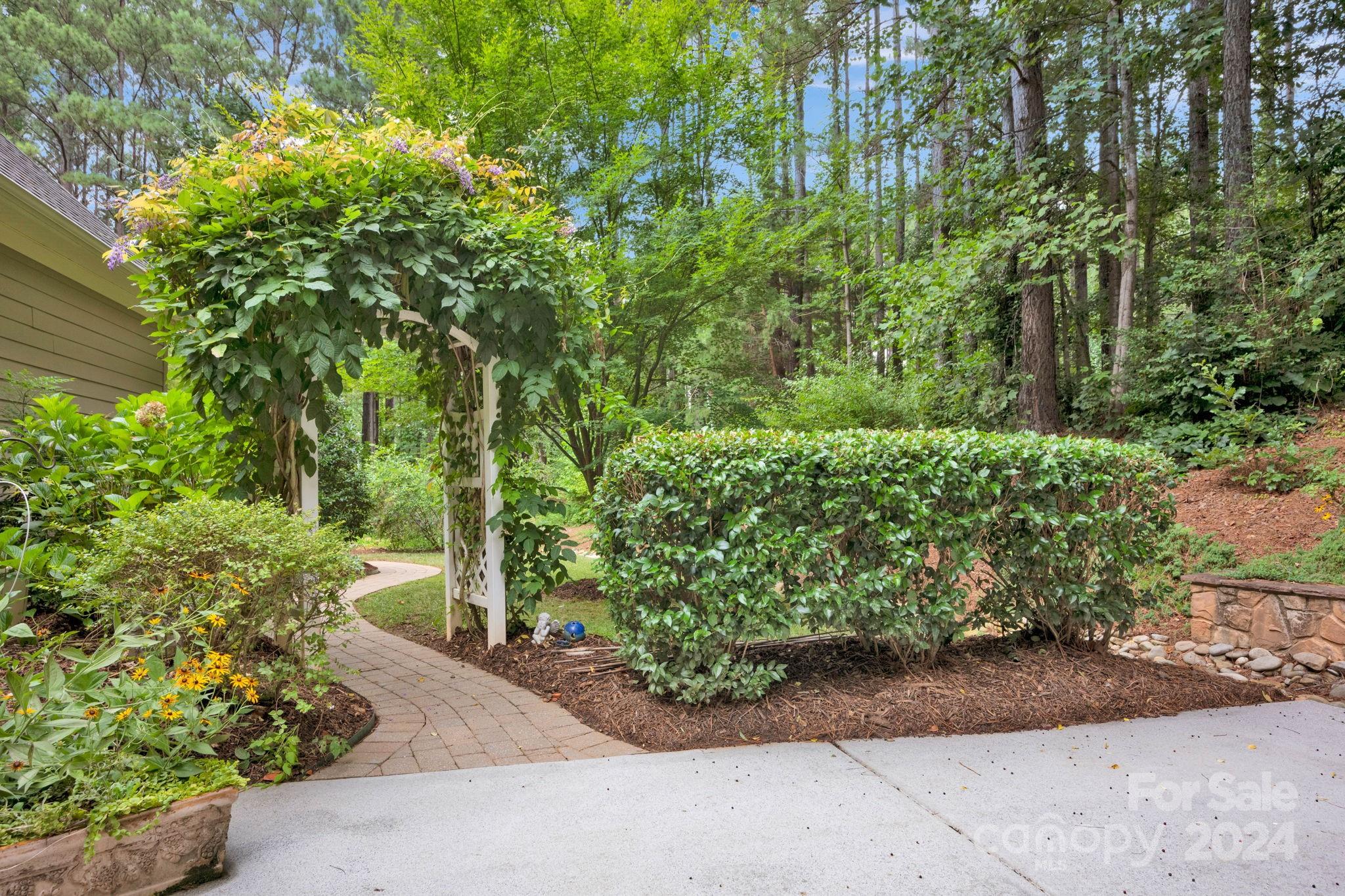 Pebble Bay - Residential