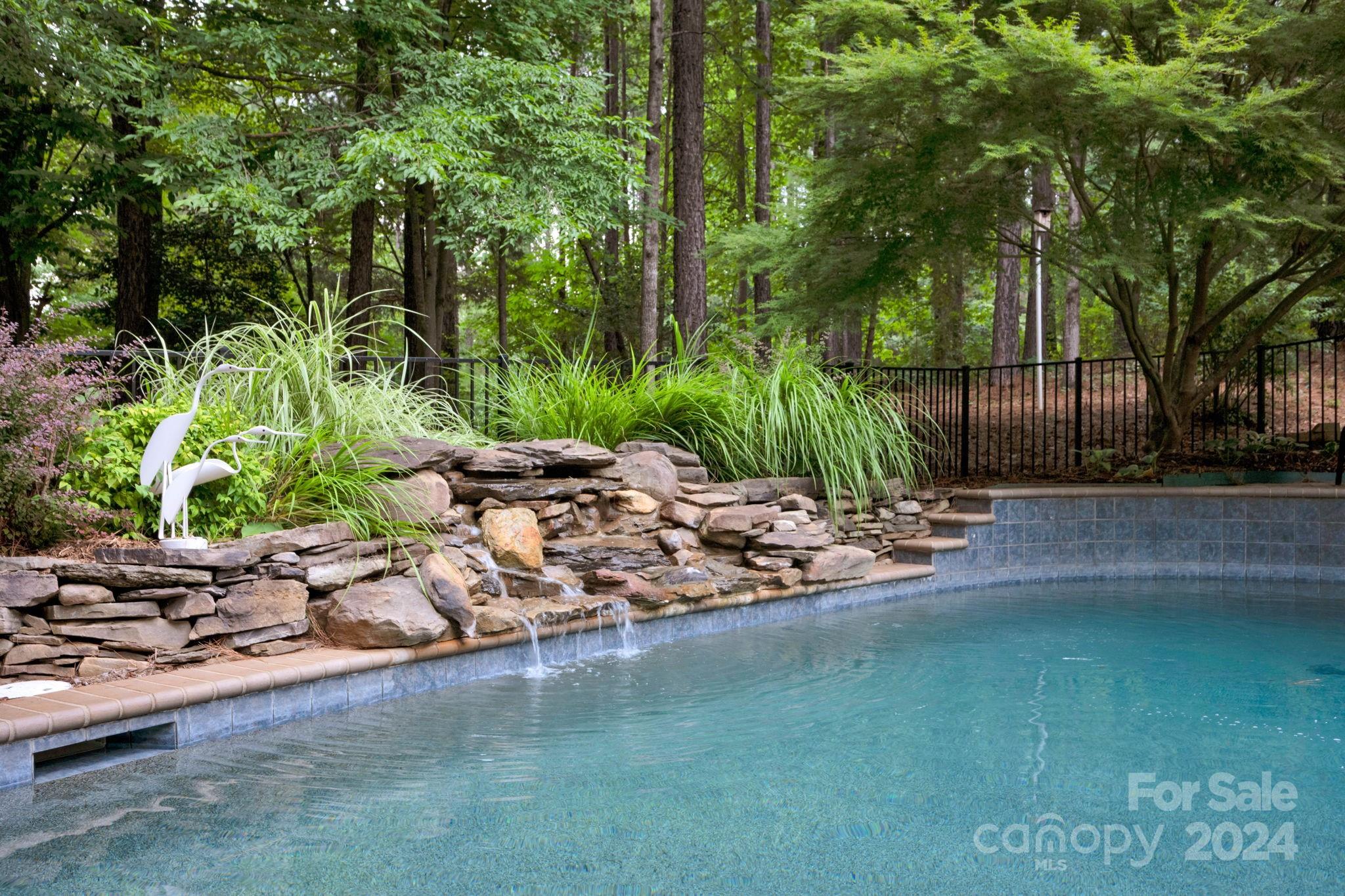 Pebble Bay - Residential