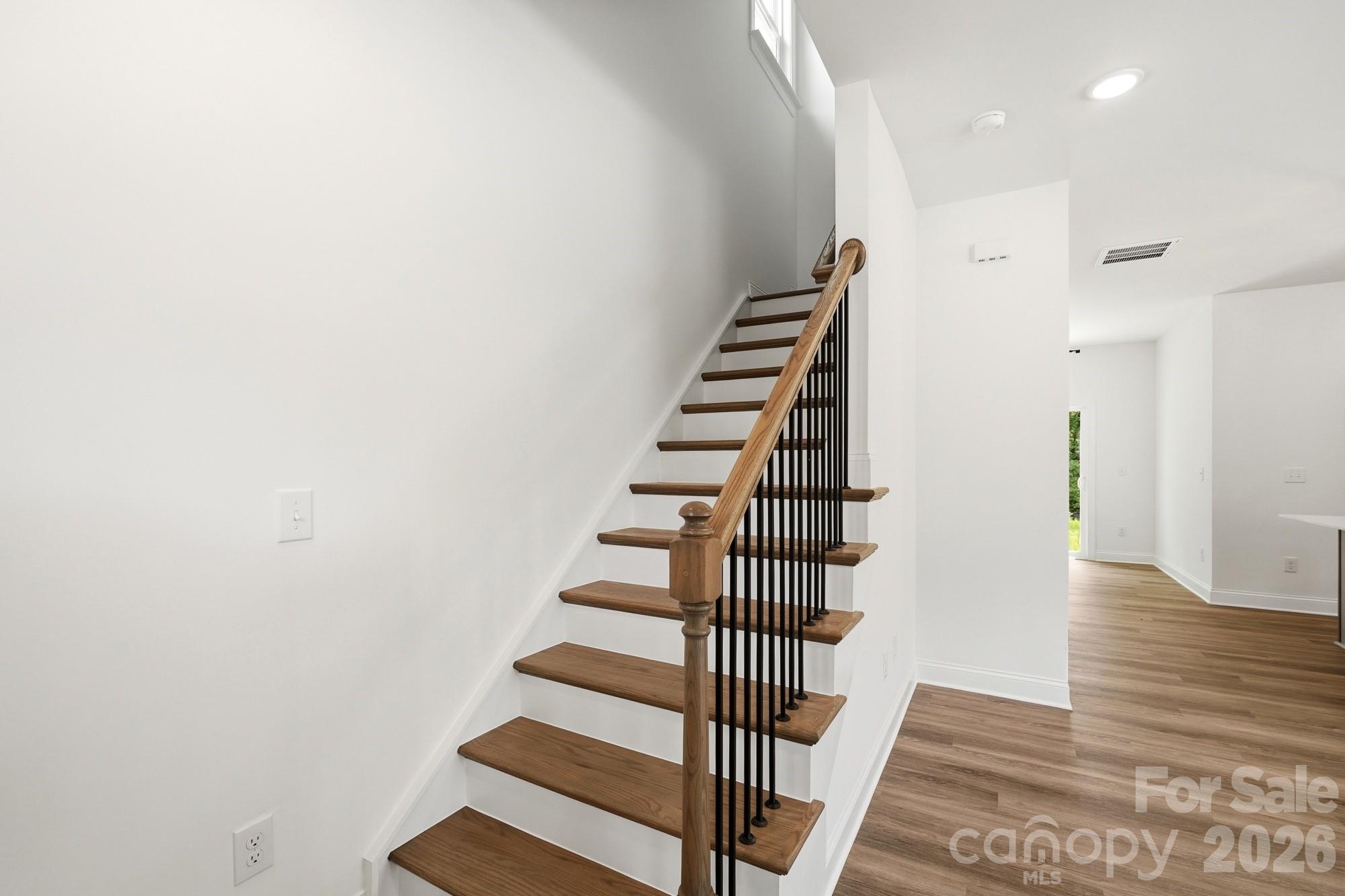 116 7th Avenue SE