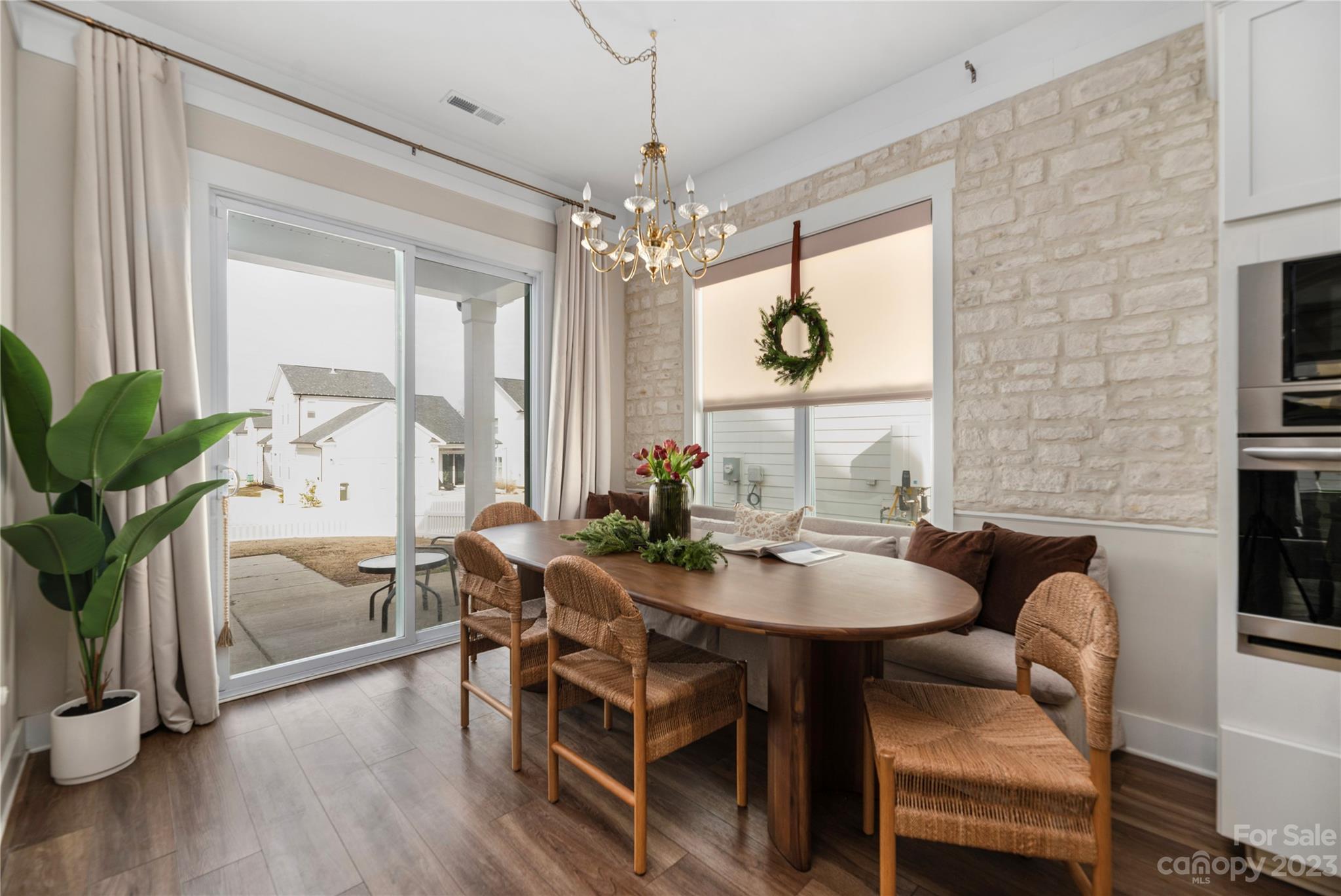 Tennyson - Residential