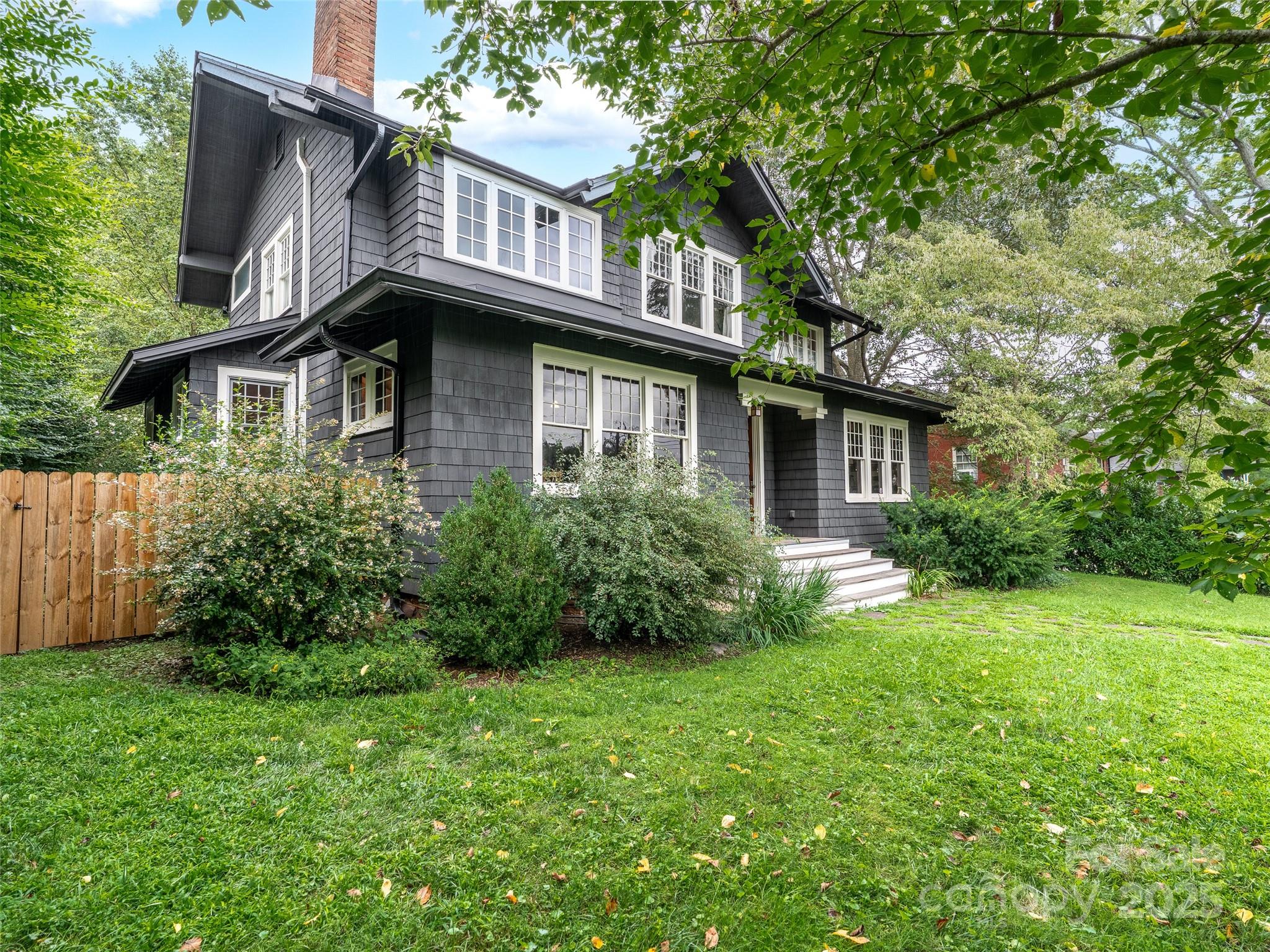 125 Furman Avenue