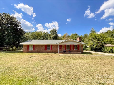 Photo of 3304 Griffith Road, Monroe, NC 28112 (MLS # 4424980)