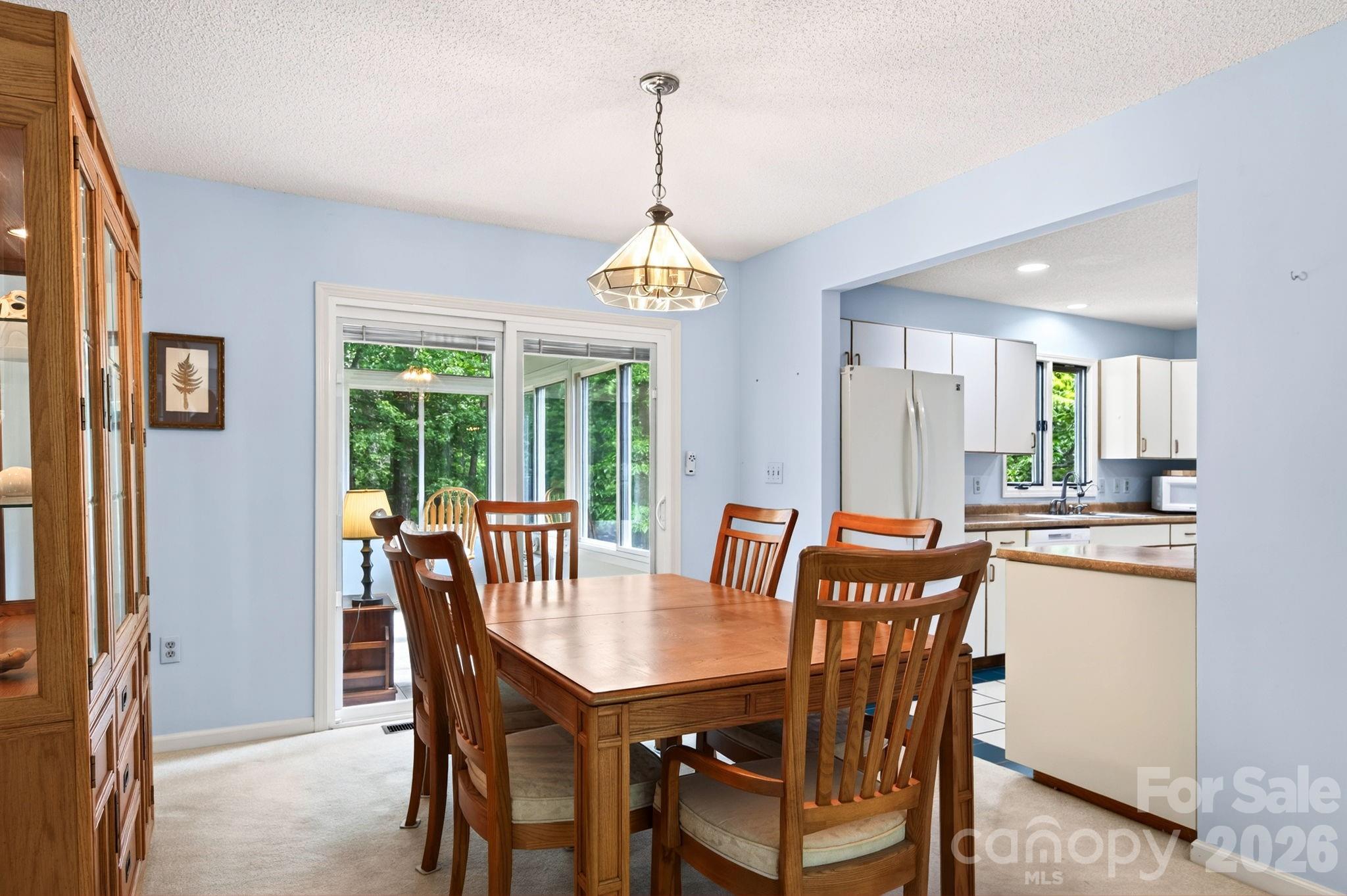 23 S Oaks Circle