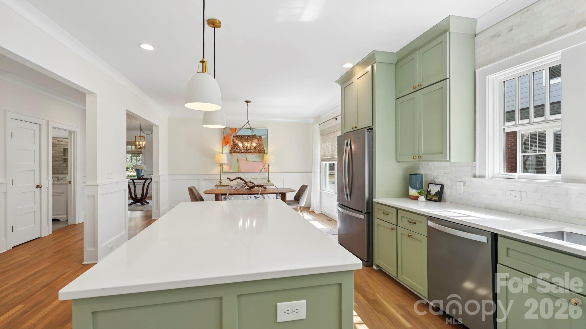 Commonwealth - Residential